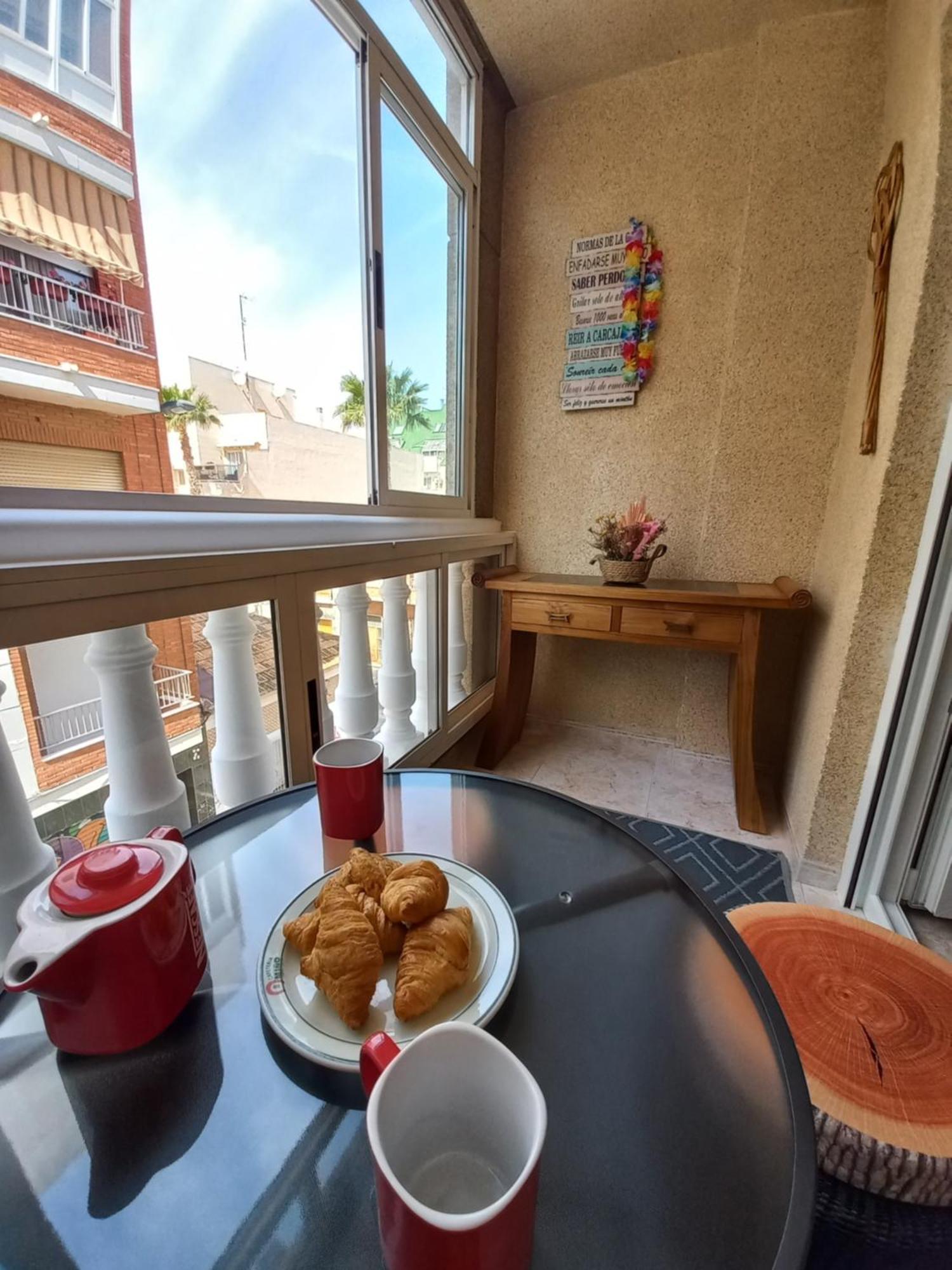 Hola Torrevieja Leilighet Eksteriør bilde